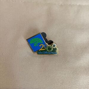 Disney Animal Kingdom pin 2000